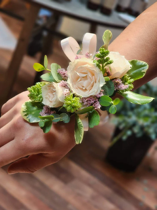 Corsages (wrist or Pin)