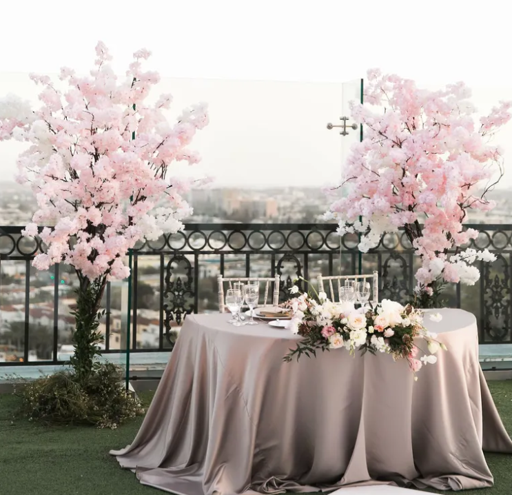 Complete Sweetheart Table Florals