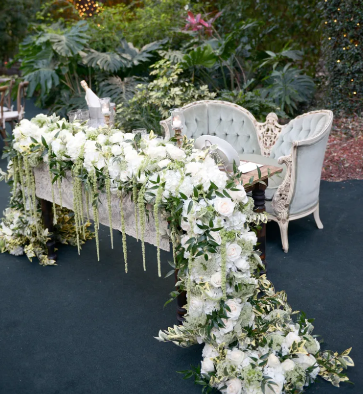 Complete Sweetheart Table Florals