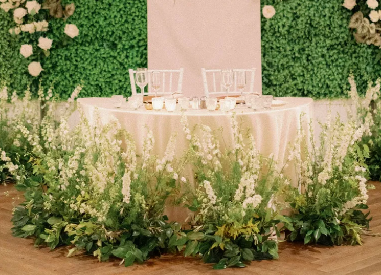 Complete Sweetheart Table Florals