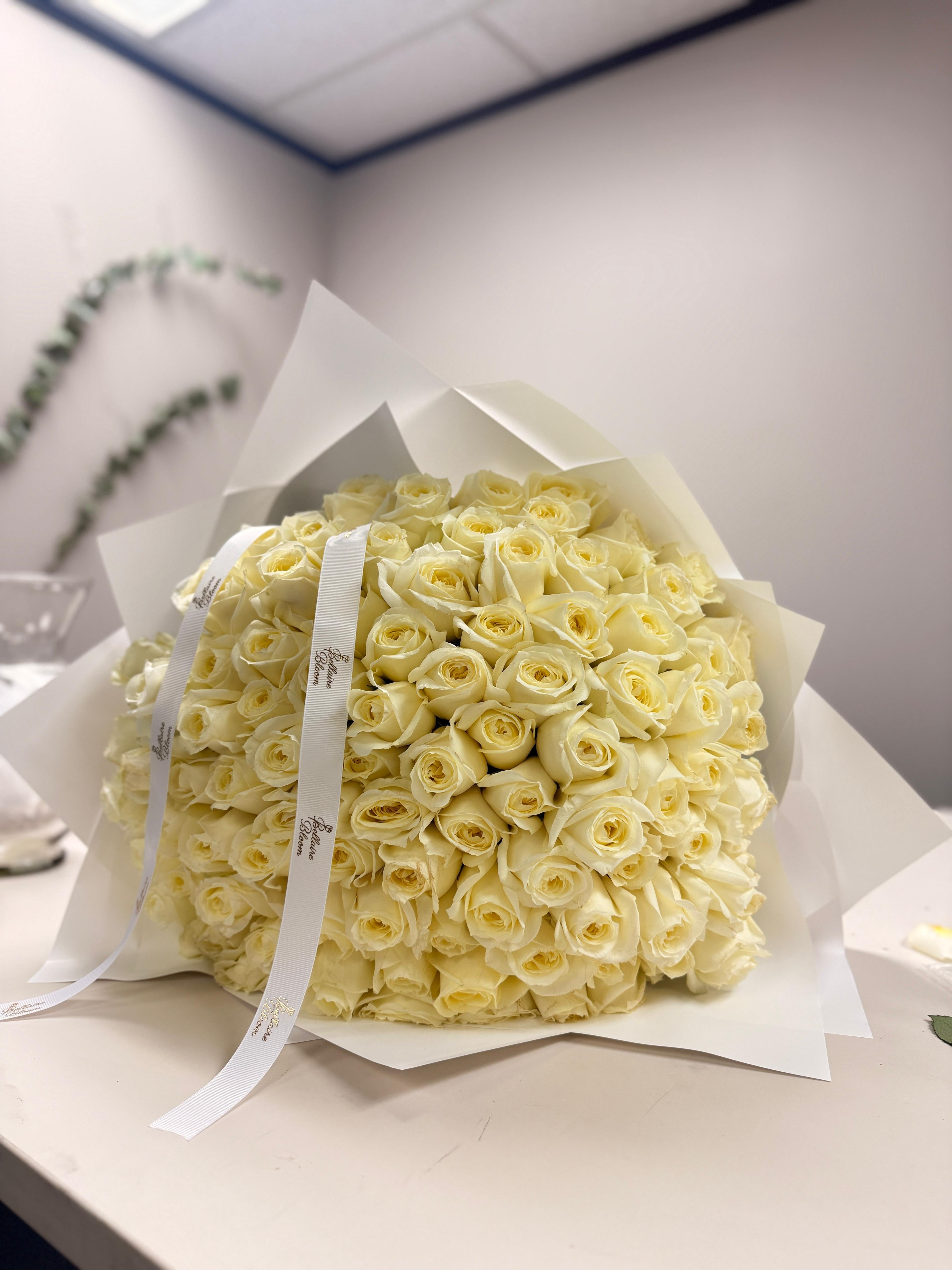 100 Roses - Noir Passion Bouquet